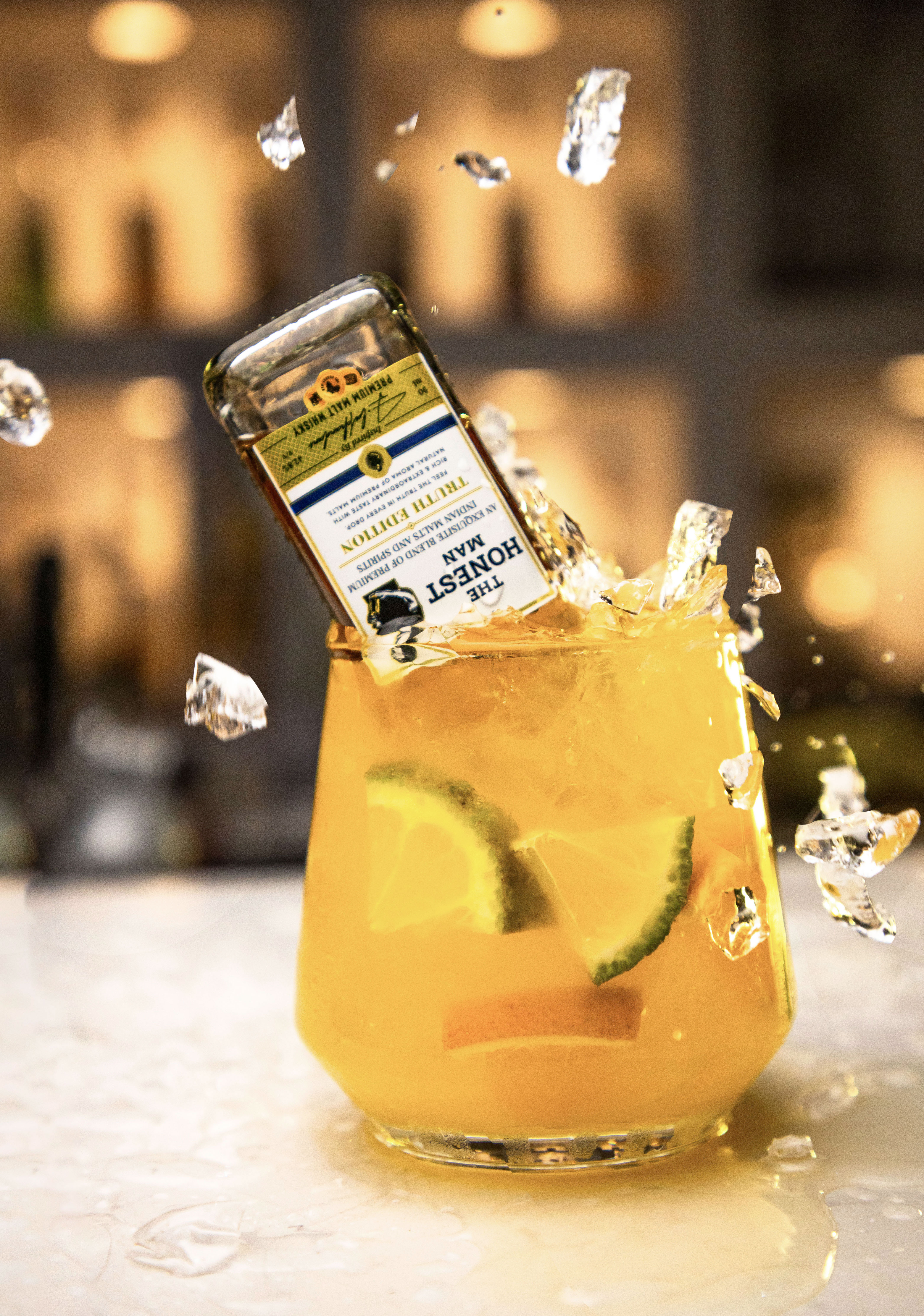 The Honest Man — bar photography